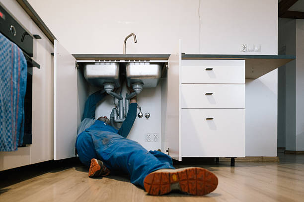 Professional Leak Detection technician working in Winfield, AL